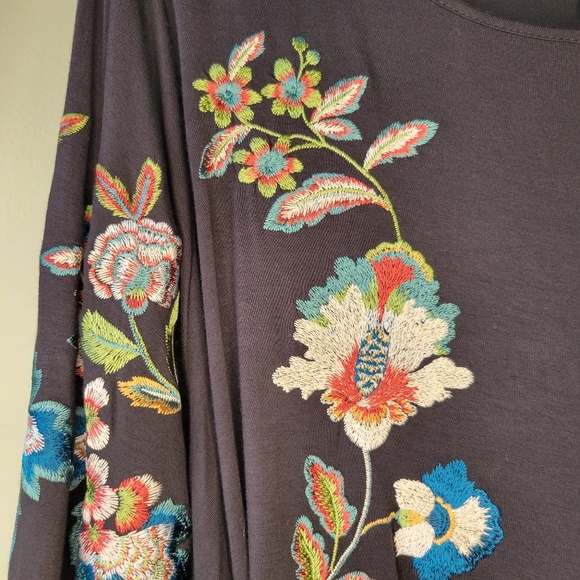 Anna Sui Loves INC International Concepts Embroidered Bell Sleeve Top Size 2XL - Picture 9 of 15